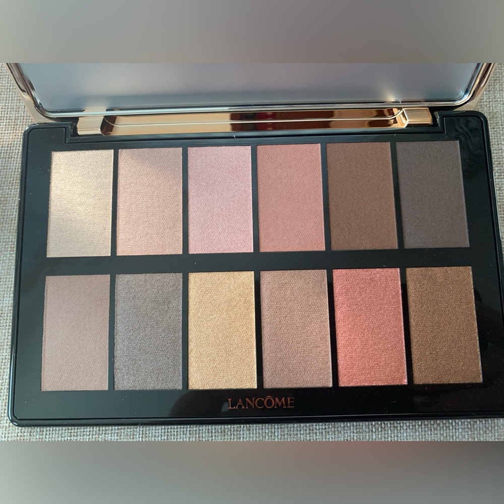 NEW Lancôme Palette Rose Gold 12 Shadows 6x4 Case in Original Box - Picture 3 of 11